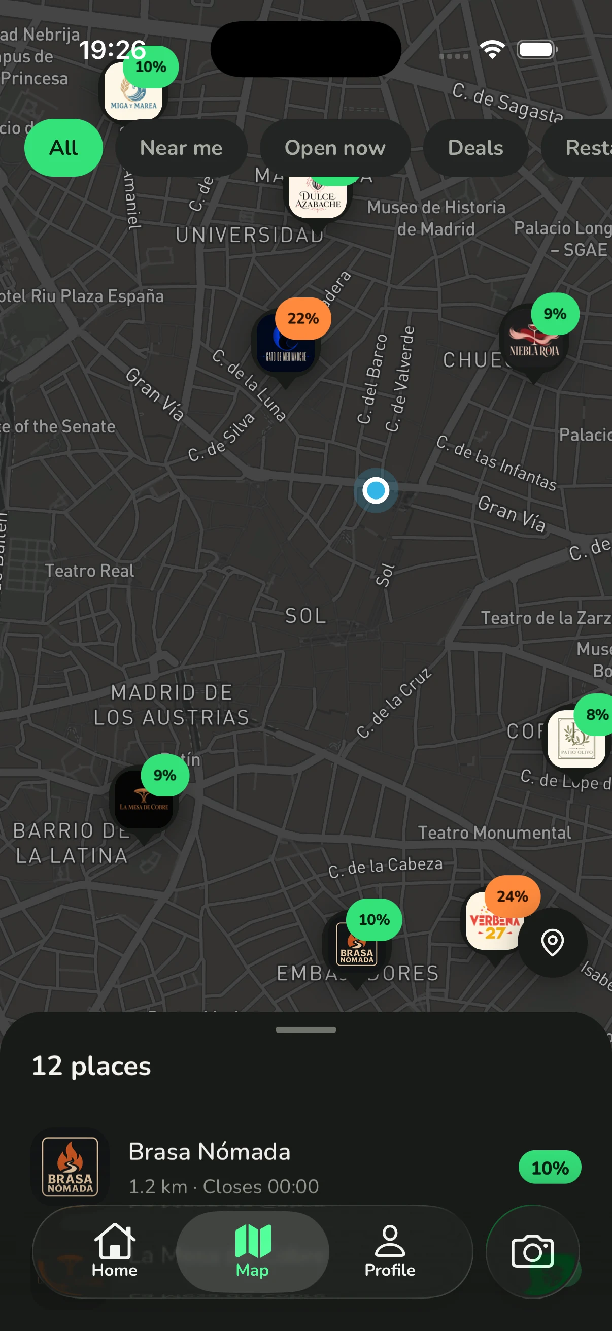 Kashi map screen showing nearby venues and live cashback rates